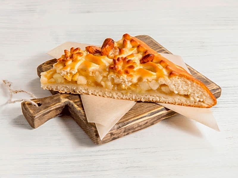 Пирог с яблоком и корицей в Пироговом Дворике