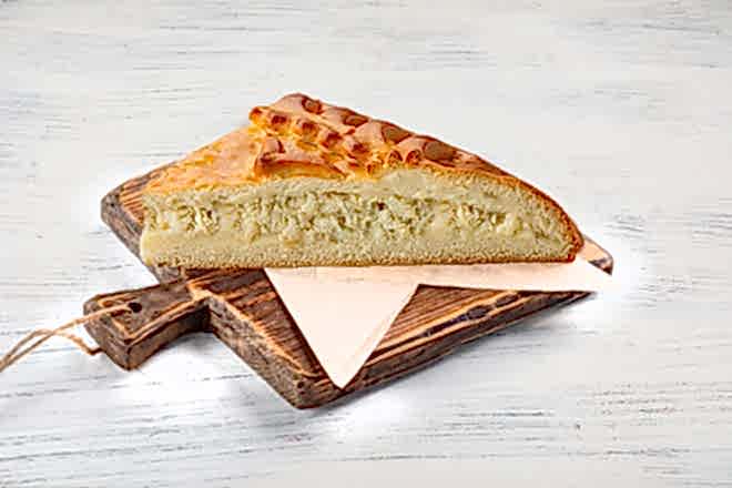 Пирог с белой рыбой и картофелем  в Пироговом Дворике