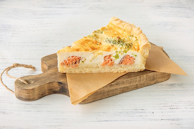 Тирольский пирог с форелью и брокколи в Пироговом Дворике