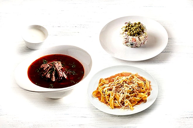 Обед "Мясной" в Пироговом Дворике