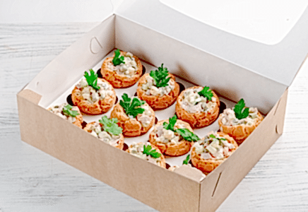 Праздничный бокс "Профитроли оливье" в Пироговом Дворике